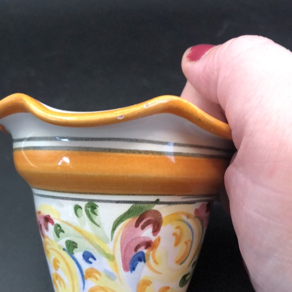 Small Made in Italy Hand Painted Planter - Picture 5 of 6